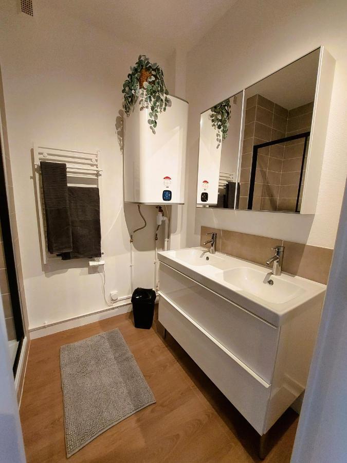 Champon - Lumineux 2 Chambres Avec Garage Prive - Tram A 1 Min Grenoble Exterior foto
