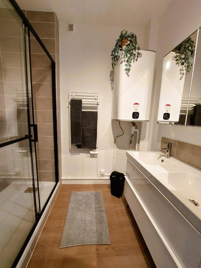Champon - Lumineux 2 Chambres Avec Garage Prive - Tram A 1 Min Grenoble Exterior foto